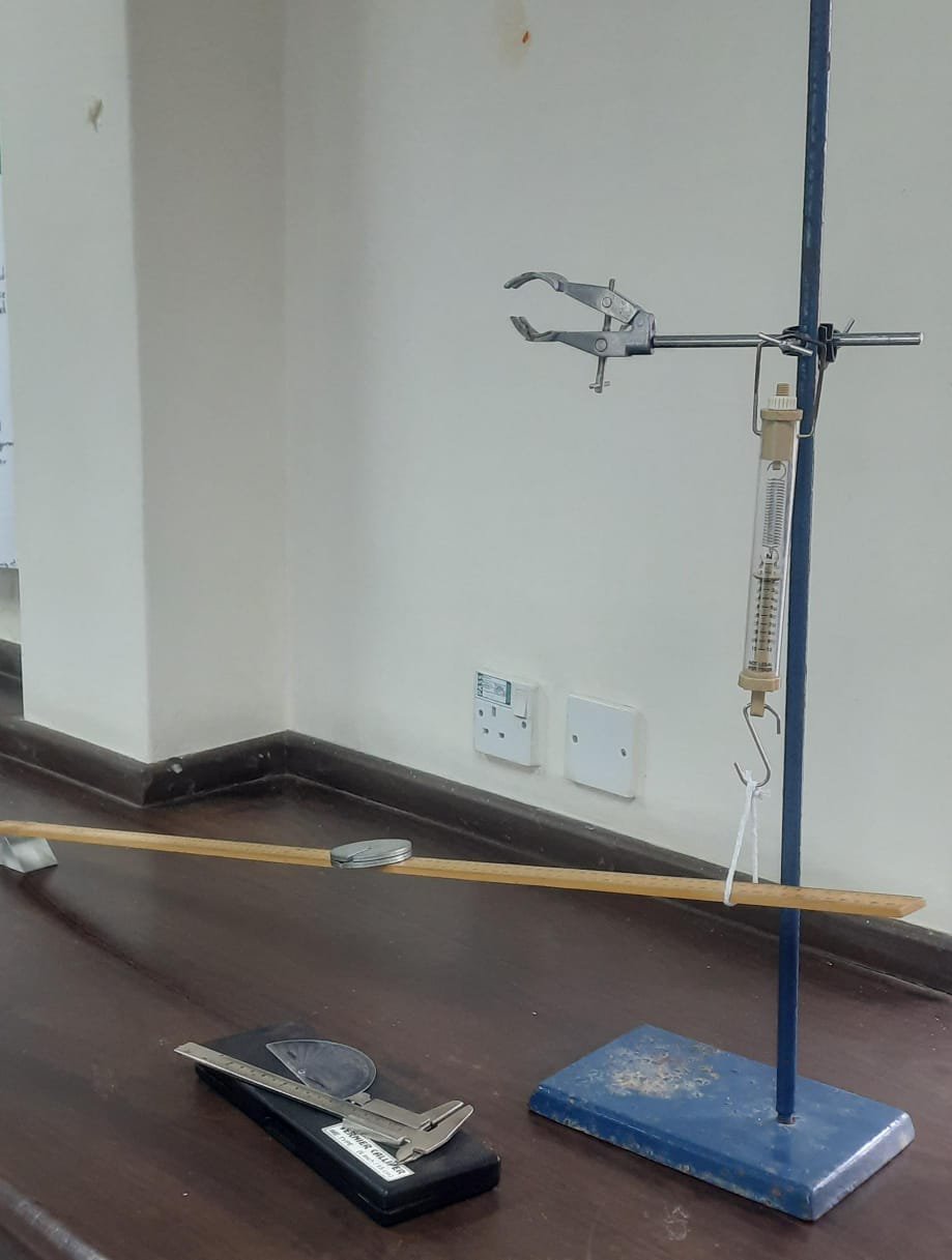 Physics practical set up 2.jpeg